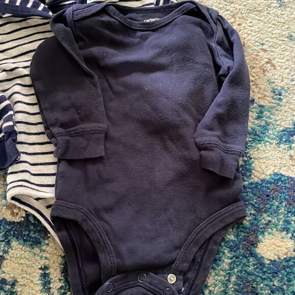 3 for $15 - bundle of 3 long sleeve onesies - Picture 4 of 8